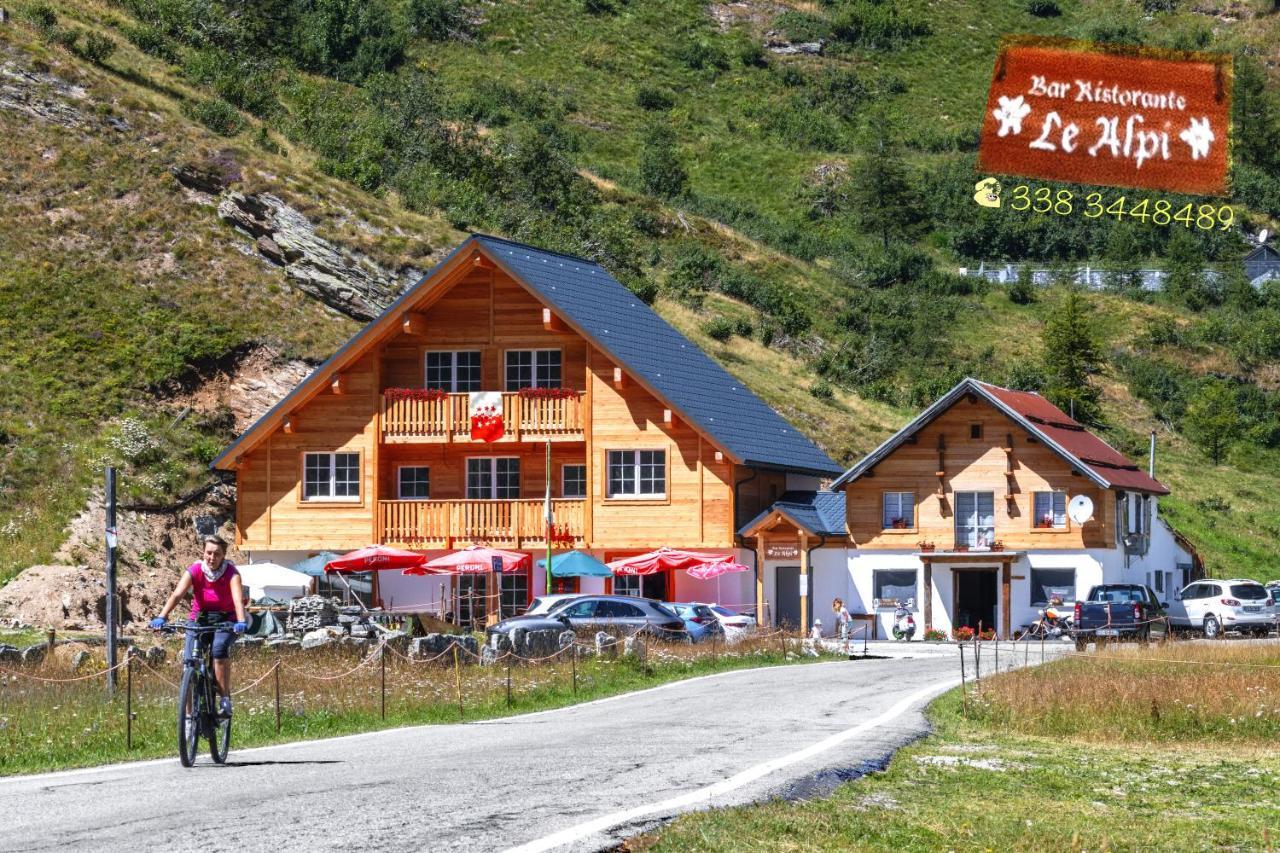 Albergo Ristorante Le Alpi La Frua Bagian luar foto